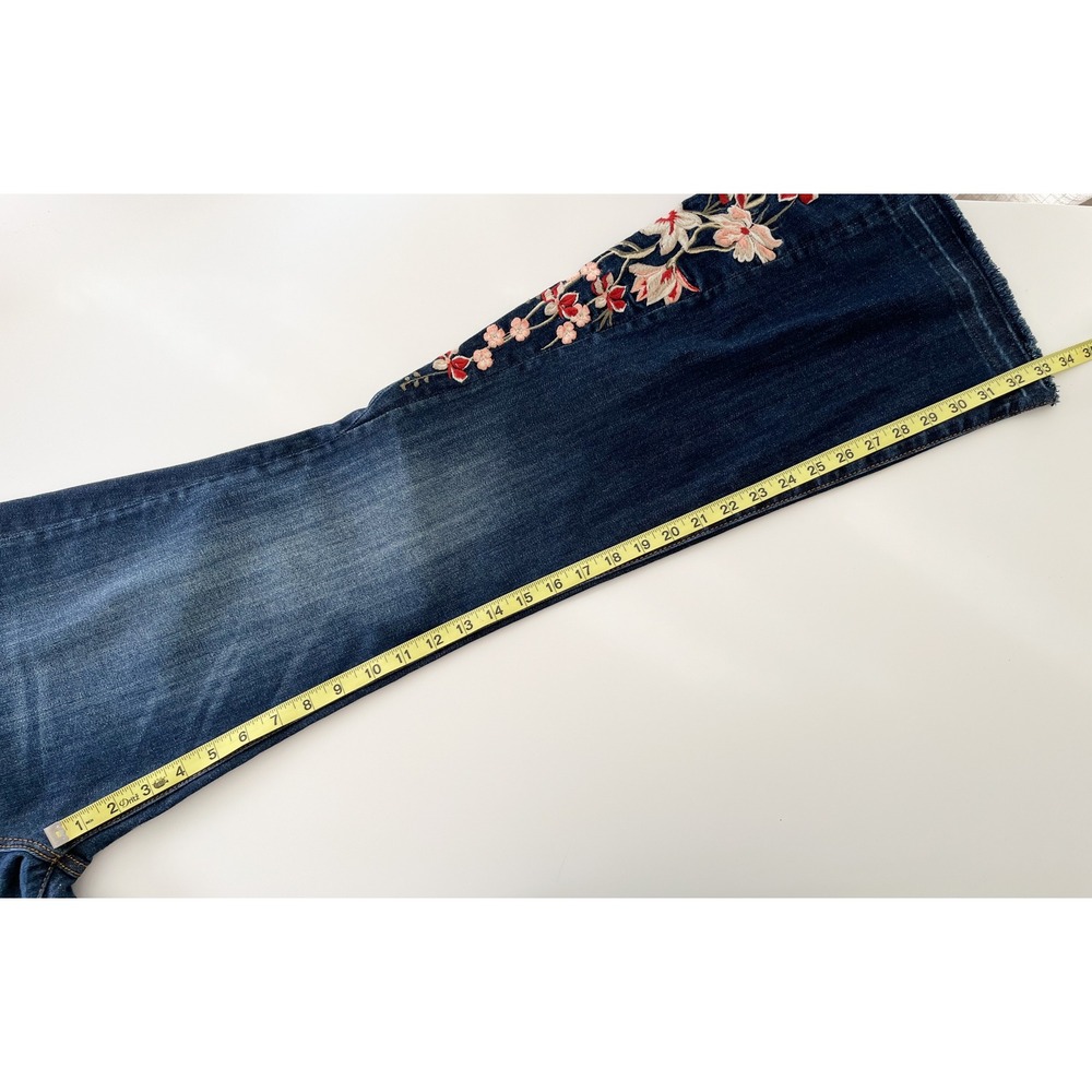 Free People x Driftwood Farrah Floral Embroidered Wide Leg Flare Jeans Womens 30 - Picture 14 of 16